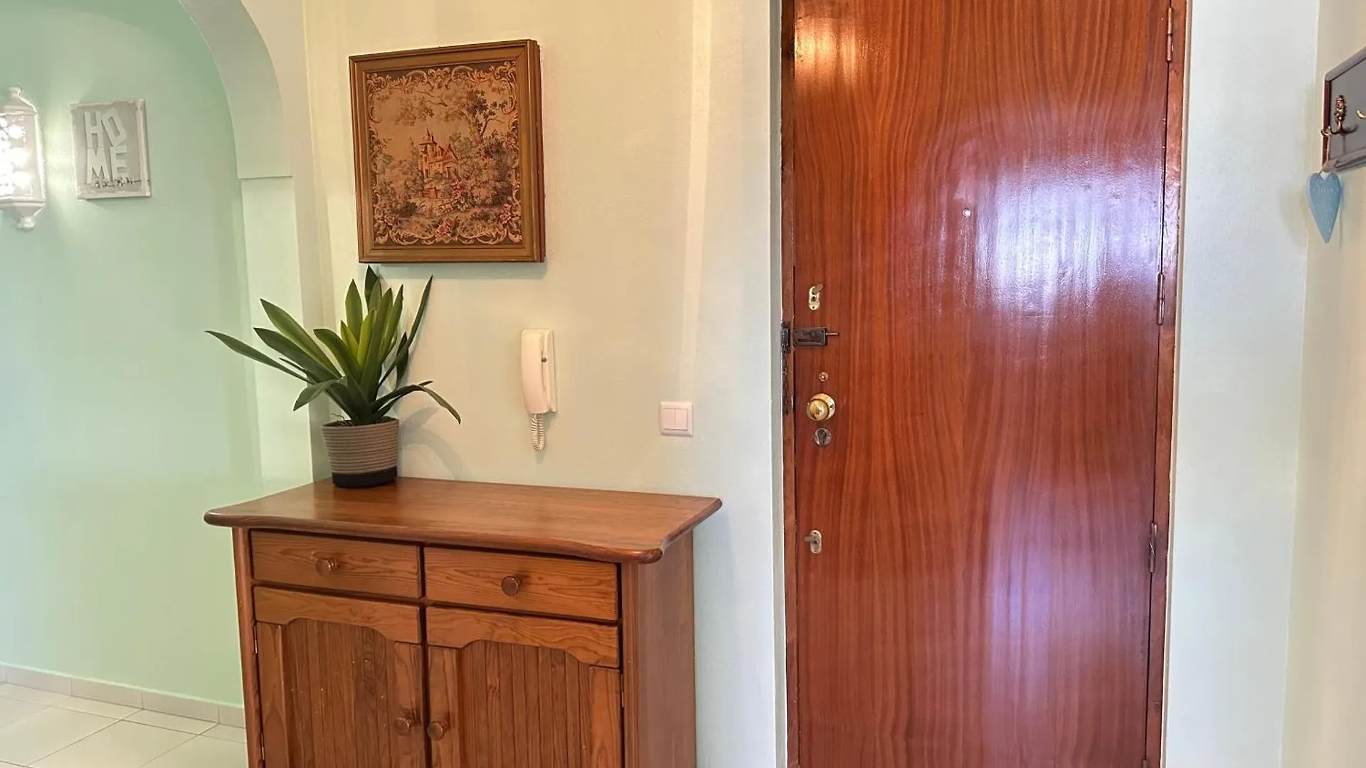 Apartamento T2 Perto Praia Da Rocha Portimao Apartment
