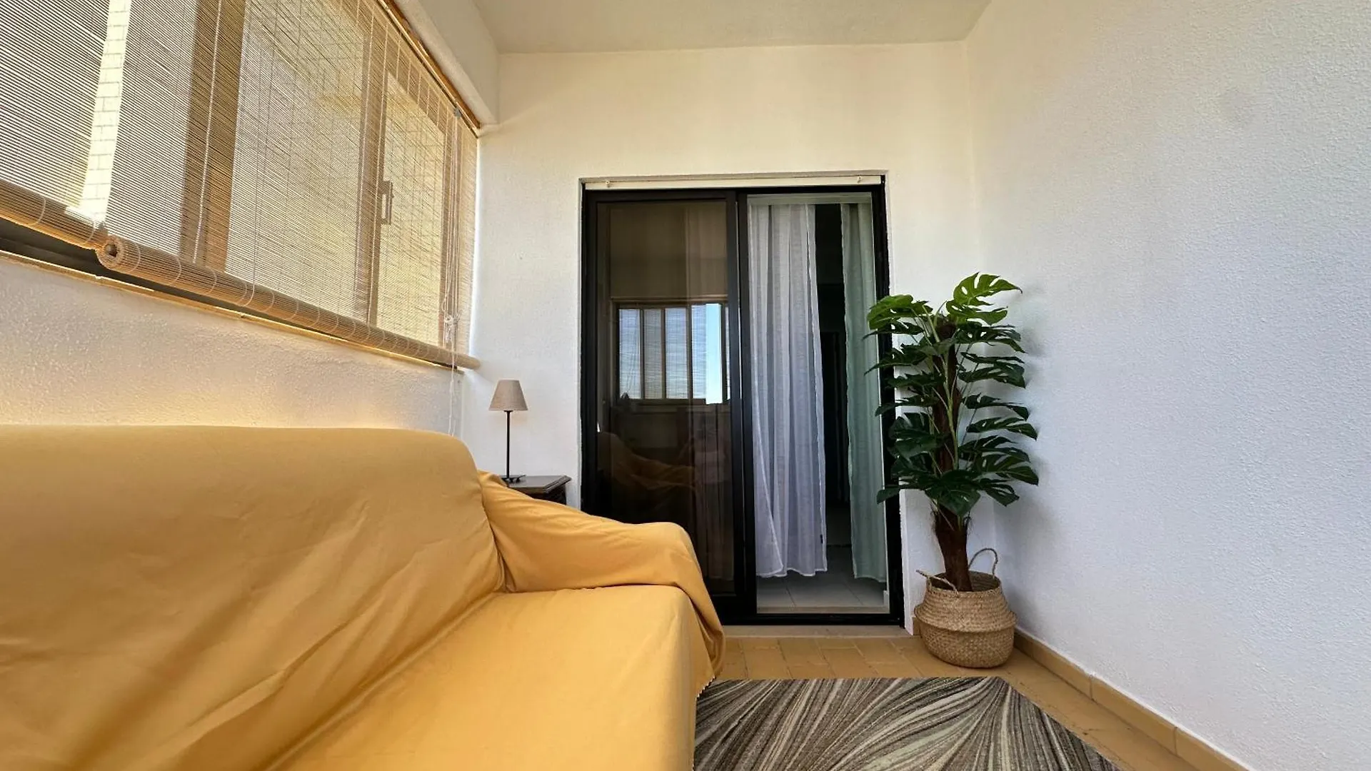 Apartamento T2 Perto Praia Da Rocha Portimao Portugal